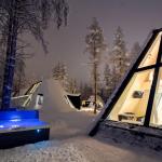Snowman World Glass Resort in Rovaniemi